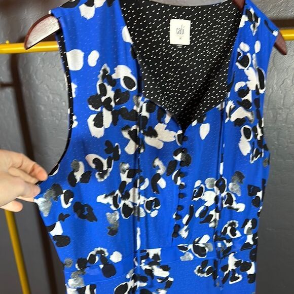 CAbi Blue Fit and Flare Dress with V-neck for Casual Occasions - Picture 4 of 7